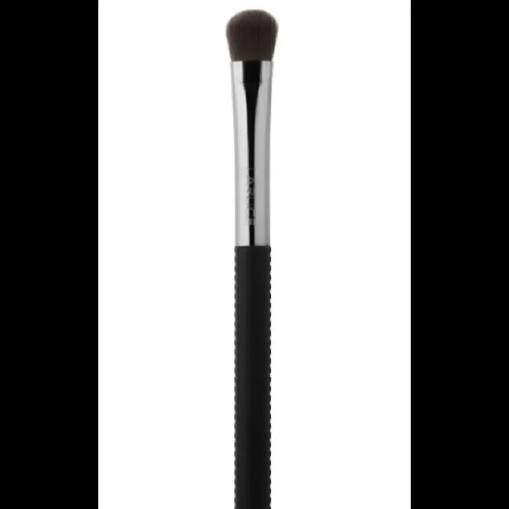 Laruce Beauty Shadow Brush LR110